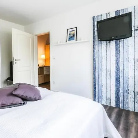 Ferienwohnung Strandhaus Möwenberg App.1 Apartment